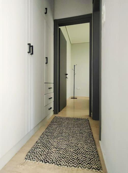 Δίπλα Στο Πάρκο Apartment Kalamata Exterior photo